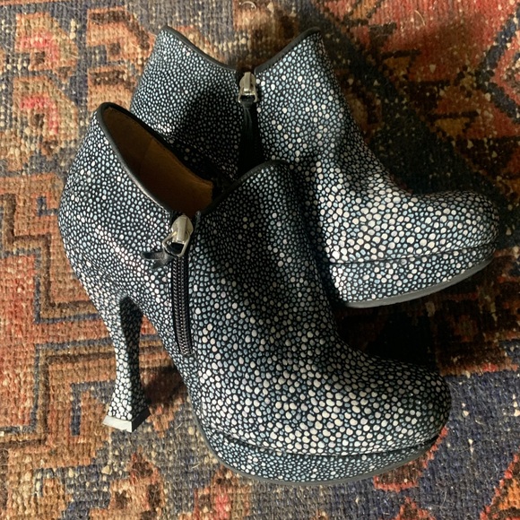 Fluevog sz 8 heels - Picture 1 of 5